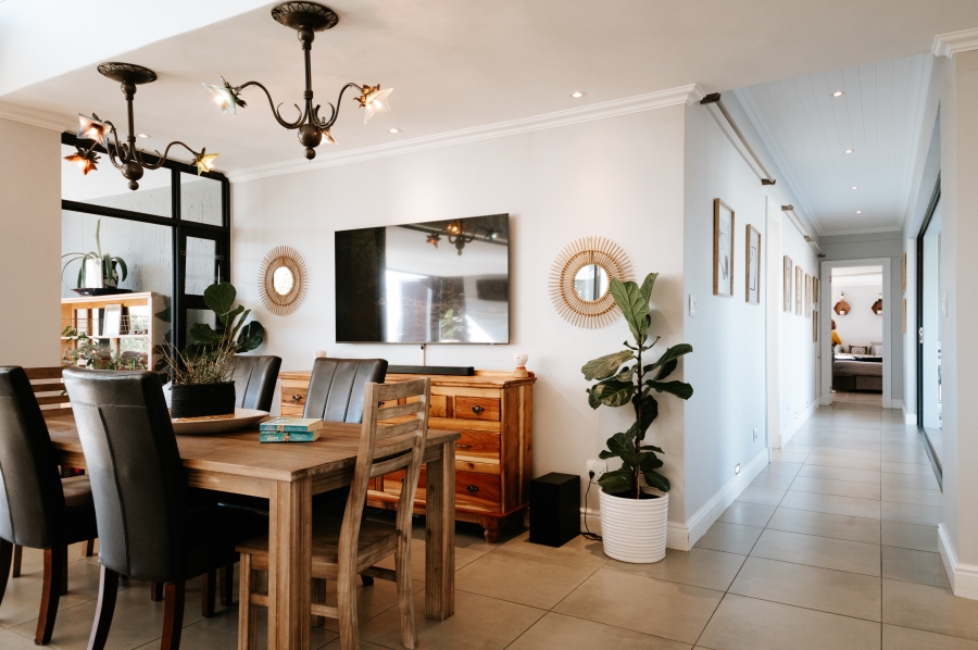 3 Bedroom Property for Sale in Welgelegen Western Cape